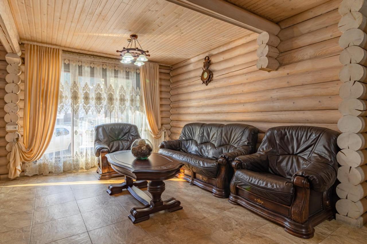 Guest House Turda Bukovel Esterno foto