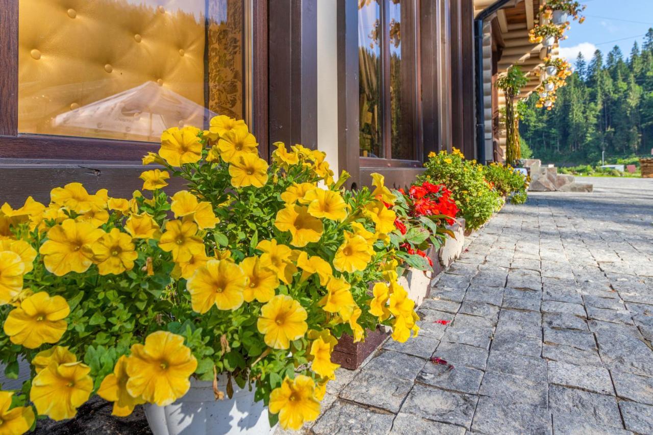 Guest House Turda Bukovel Esterno foto