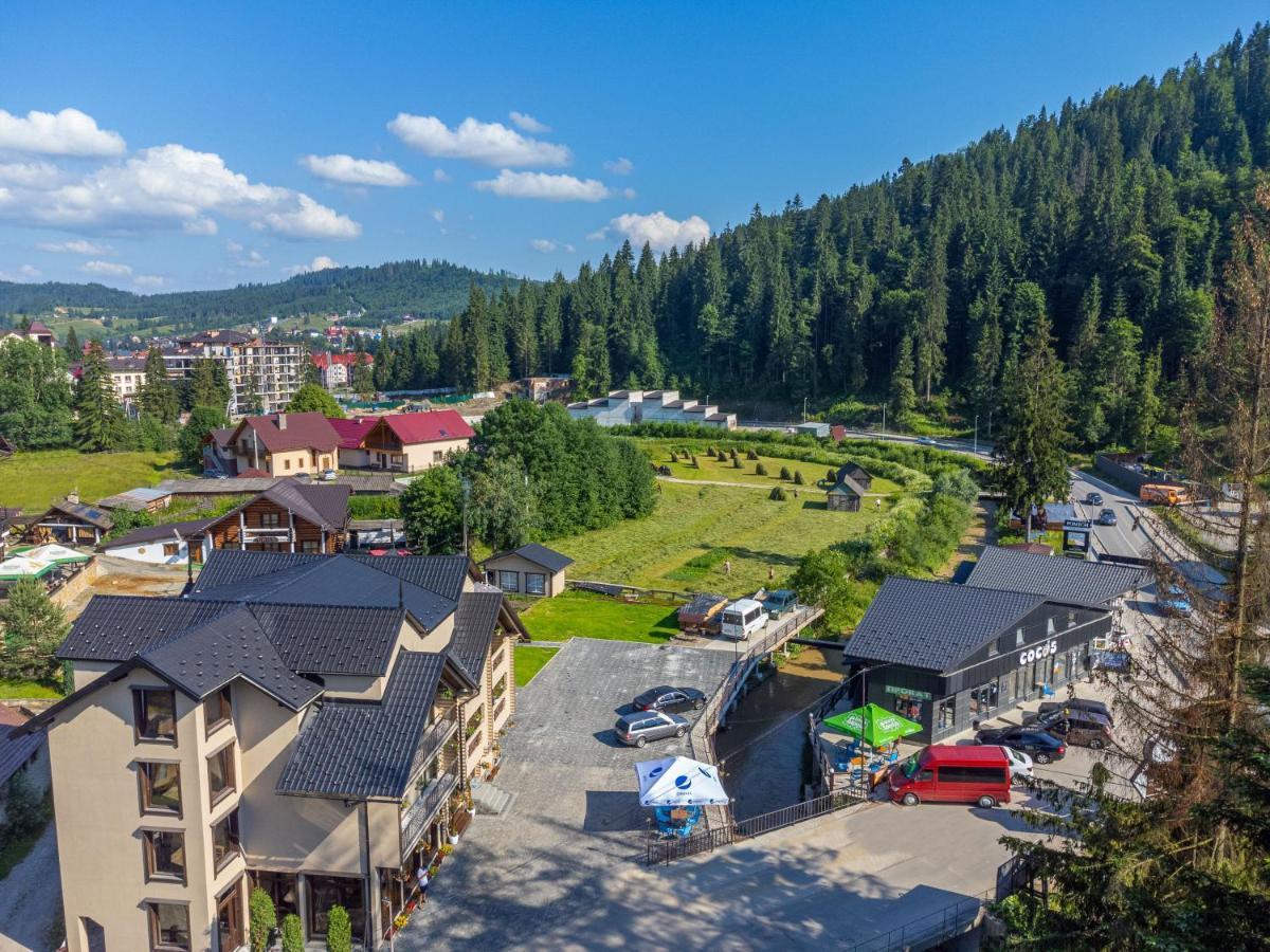 Guest House Turda Bukovel Esterno foto