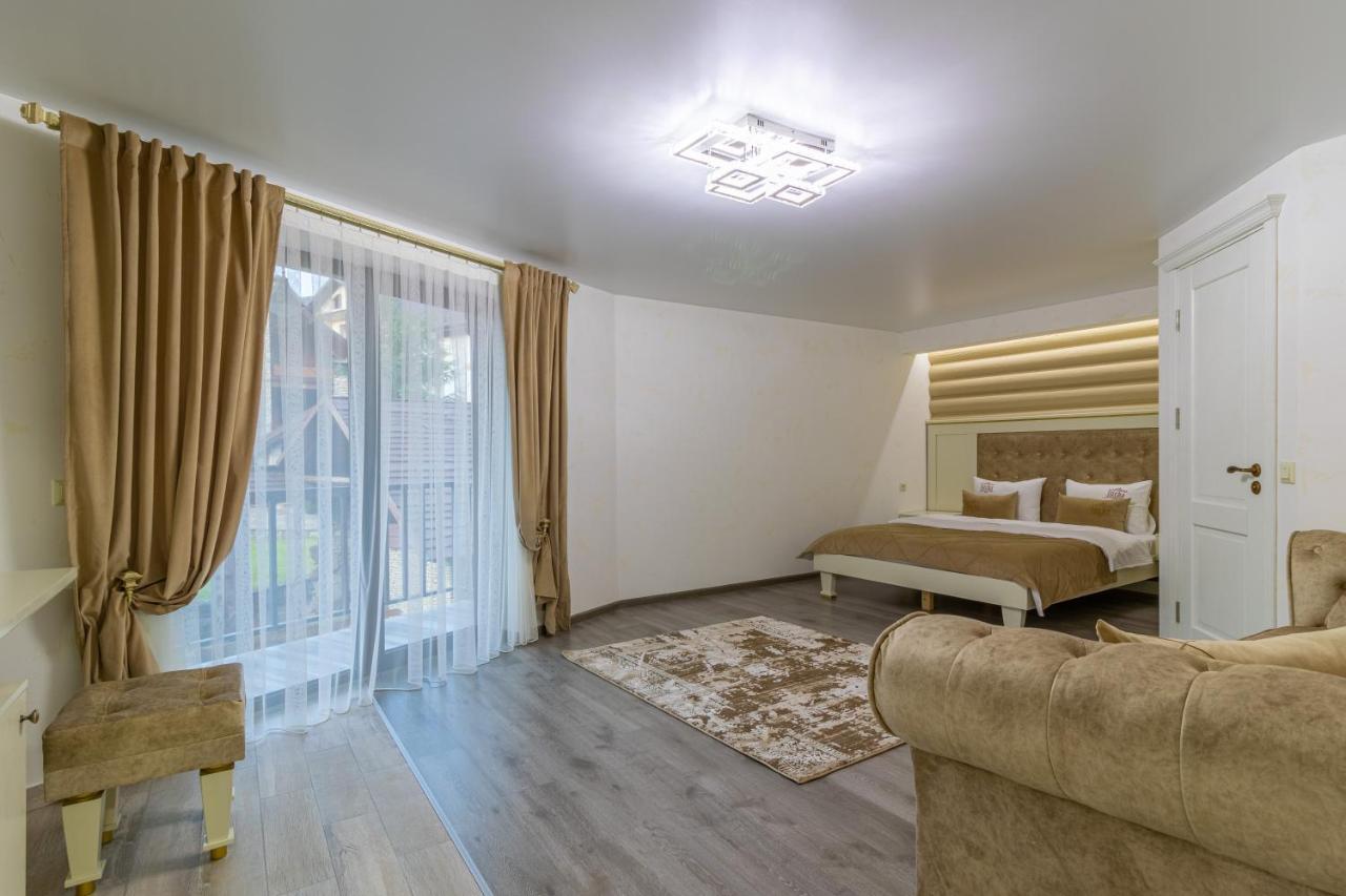 Guest House Turda Bukovel Esterno foto