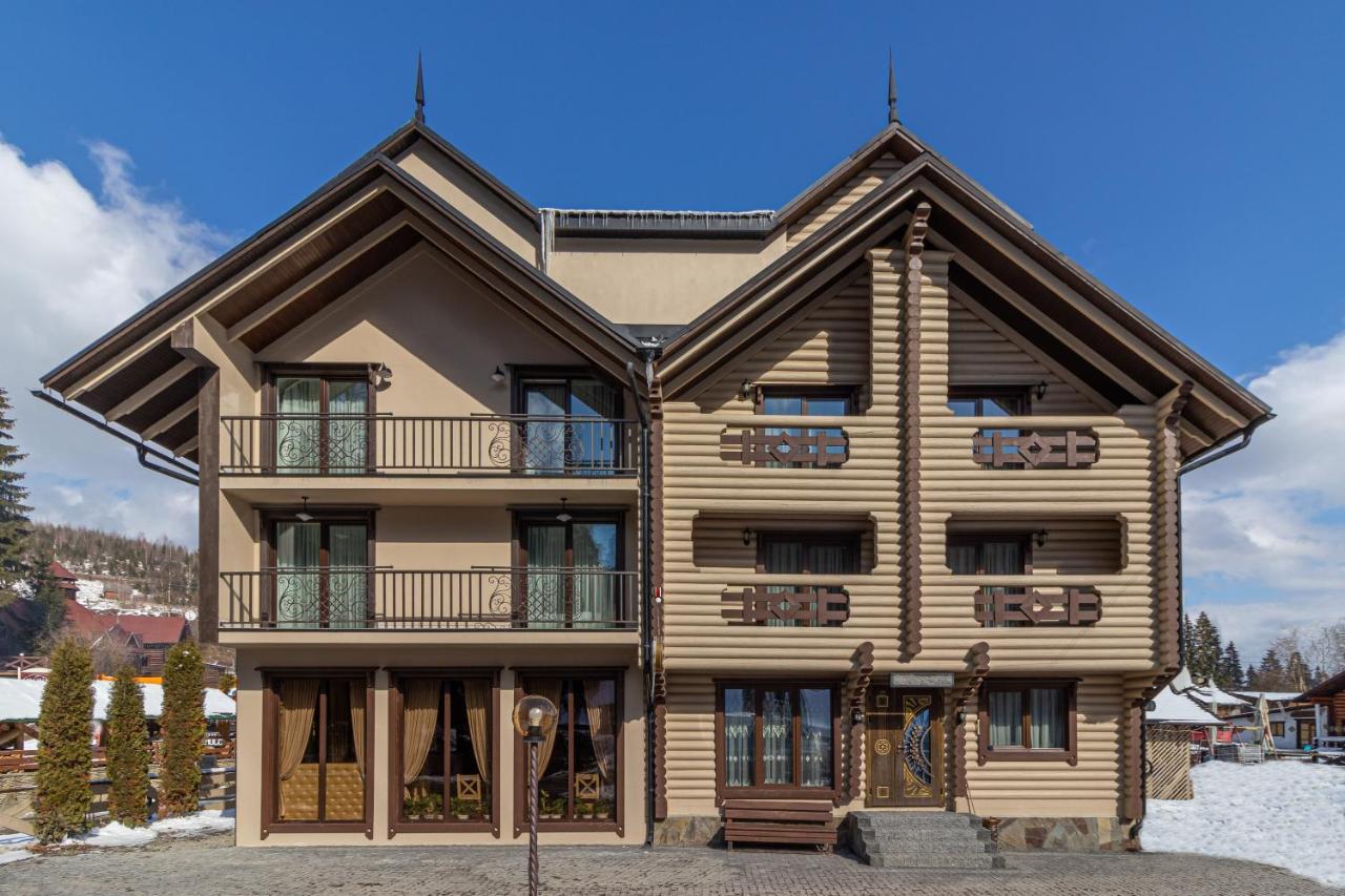 Guest House Turda Bukovel Esterno foto