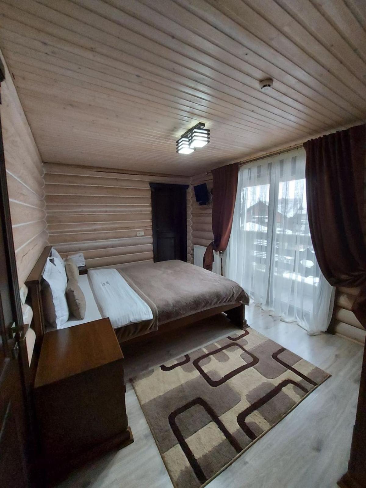 Guest House Turda Bukovel Esterno foto